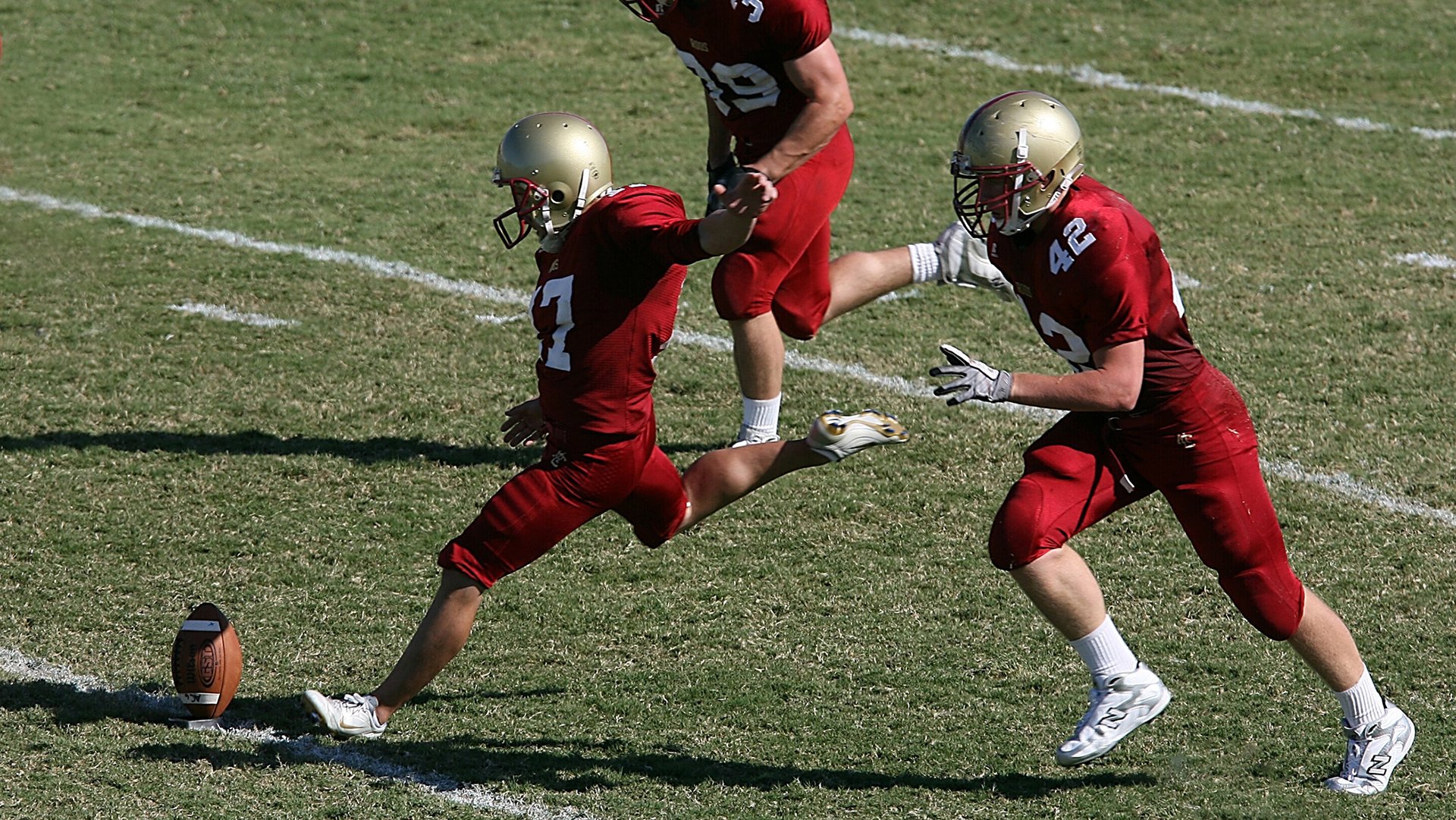 体育频道推出战术深度栏目邀请教练球员解读场上关键节点,体育频道官网
